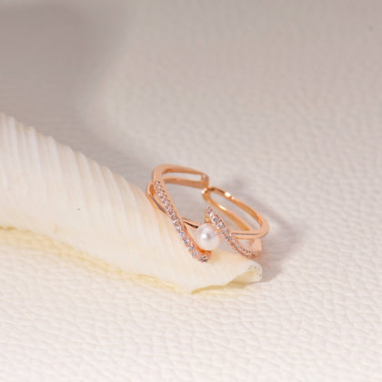 Dainty Pearl Side Stone Studded Ring