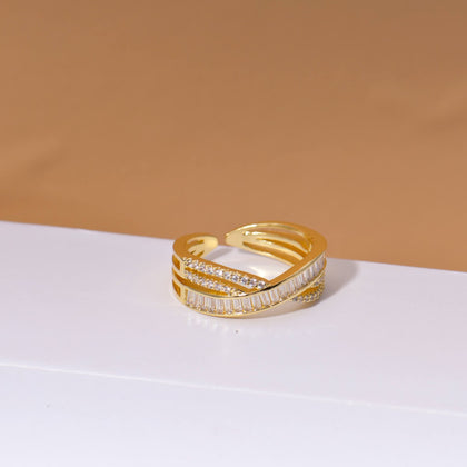 Elegant Sapphire Stone Studded Ring