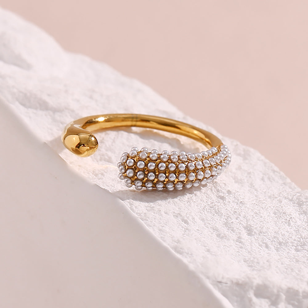 Eau Adjustable Pearl Drop Ring