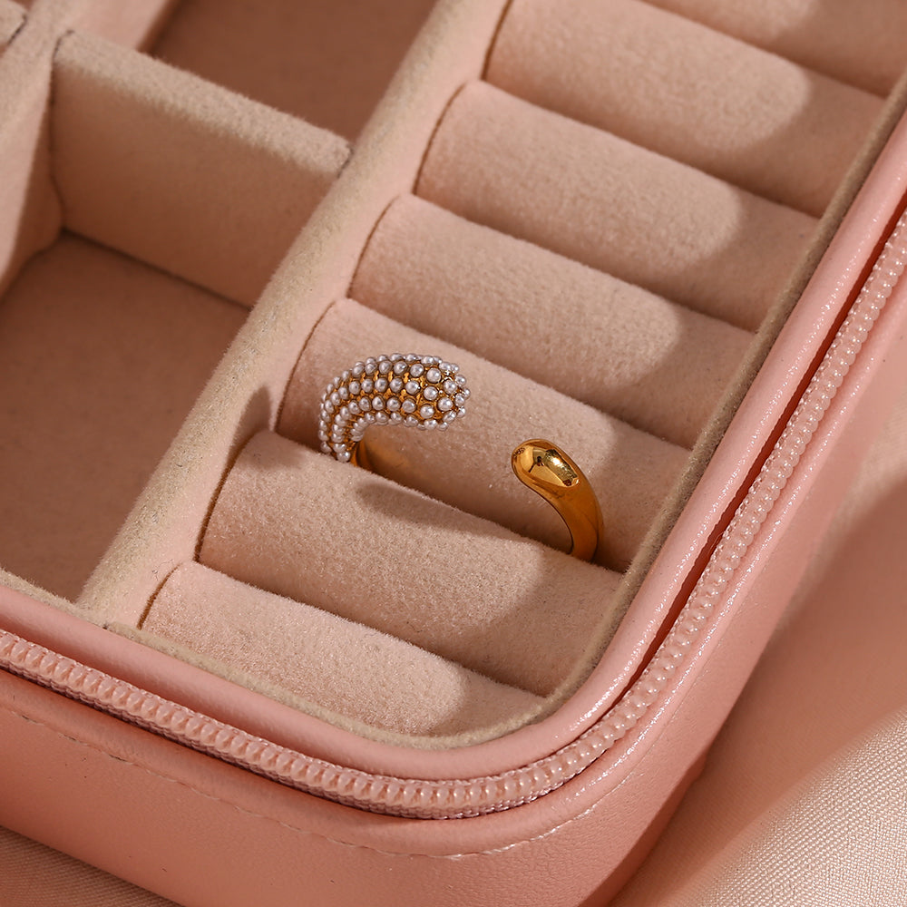 Eau Adjustable Pearl Drop Ring