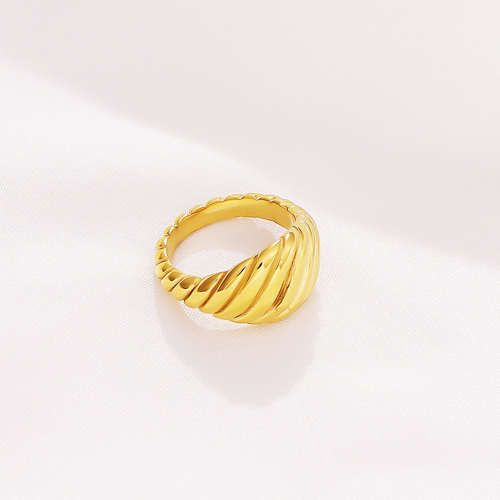 Eternal Twist Dome Ring