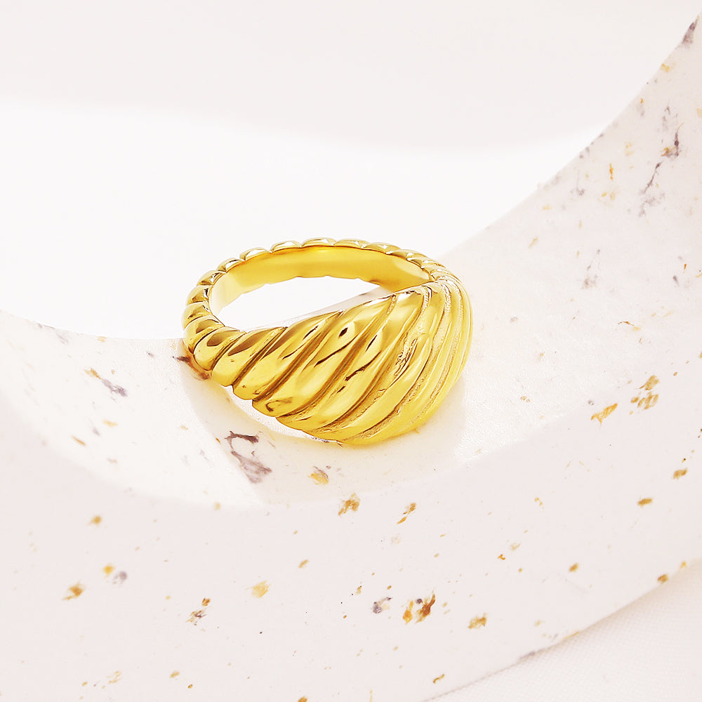 Eternal Twist Dome Ring