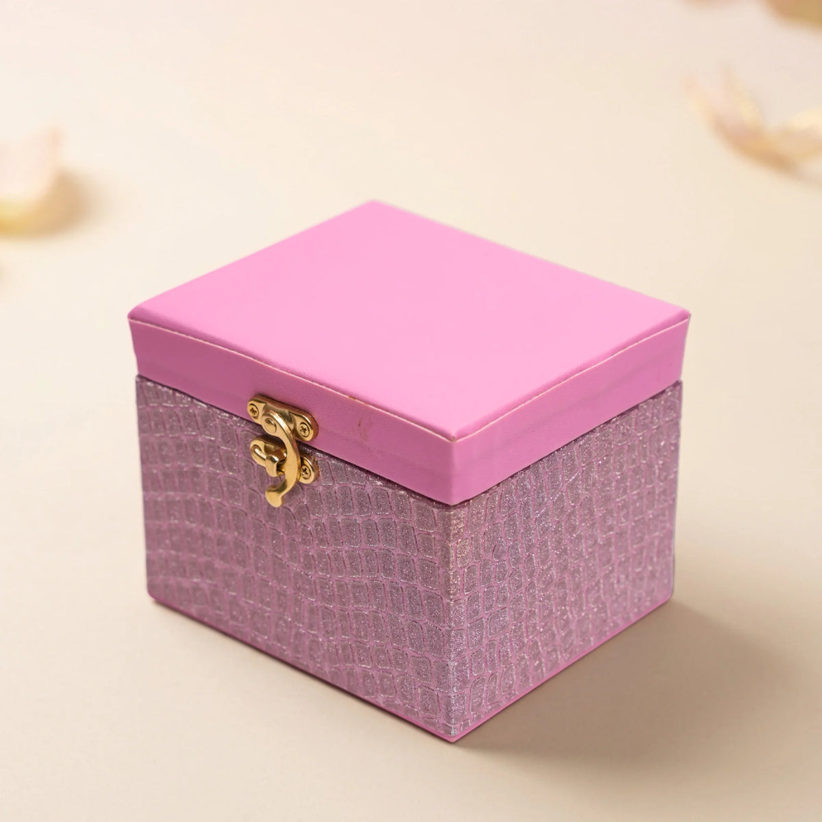 Royal Glow Bangle Box